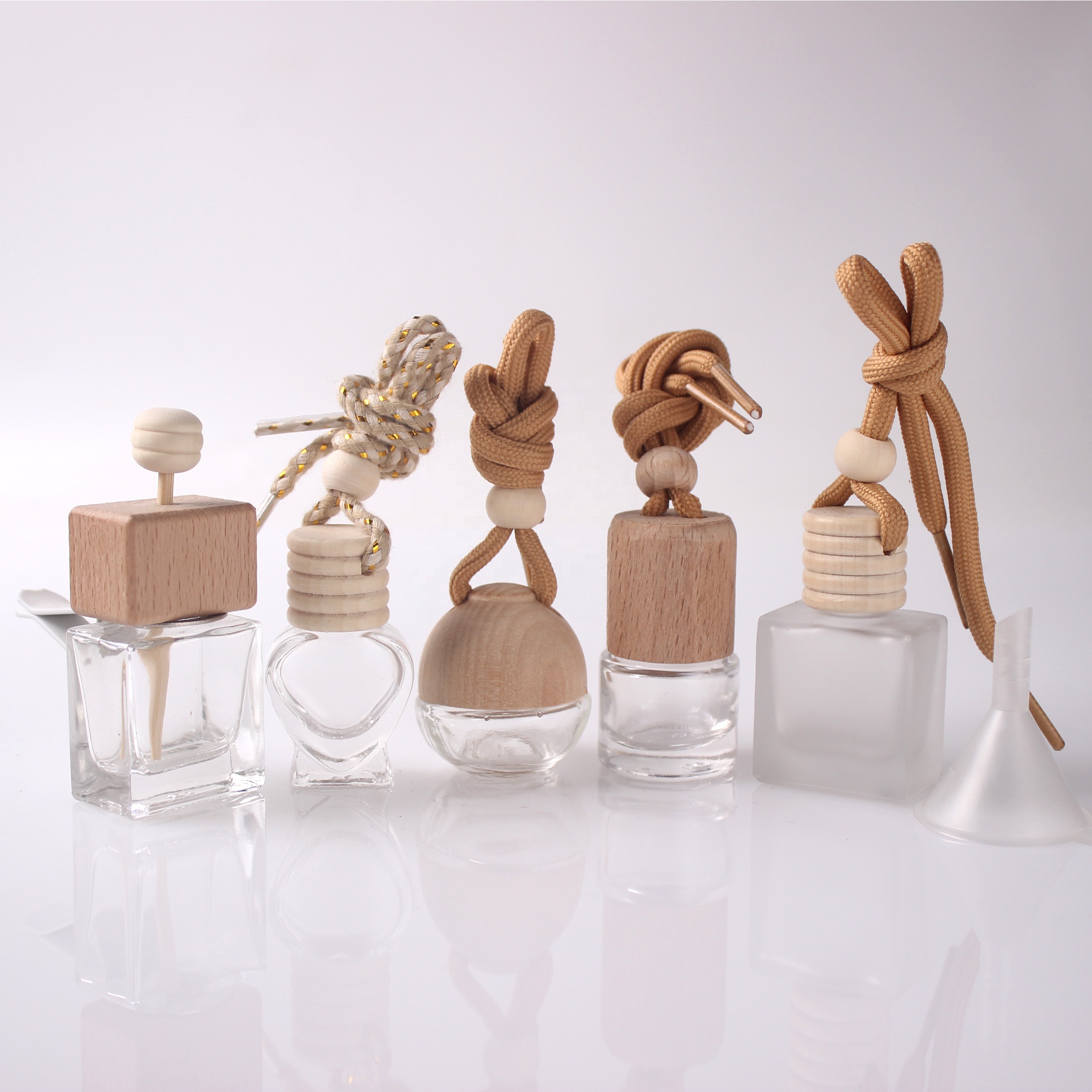 4ml 5ml 6ml 8ml 10ml 12ml Square wooden lid hanging empty vial car air freshener vent clip perfume glass car diffuser bottles