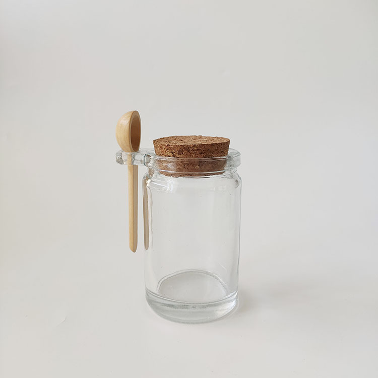 4oz/8oz glass round spice jar with cork and spoon
