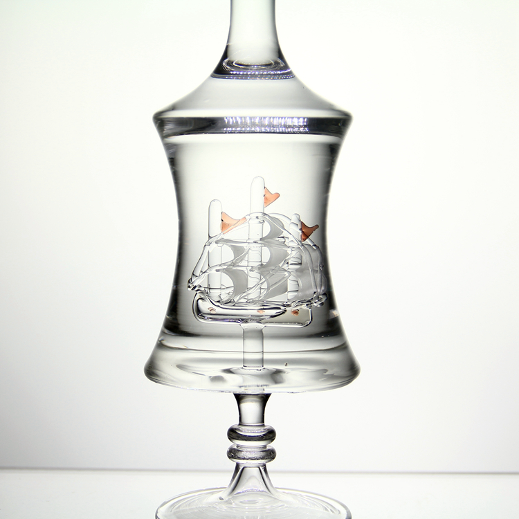 500 ml Glass liquor bottle Handmade whisky decanter with the ship