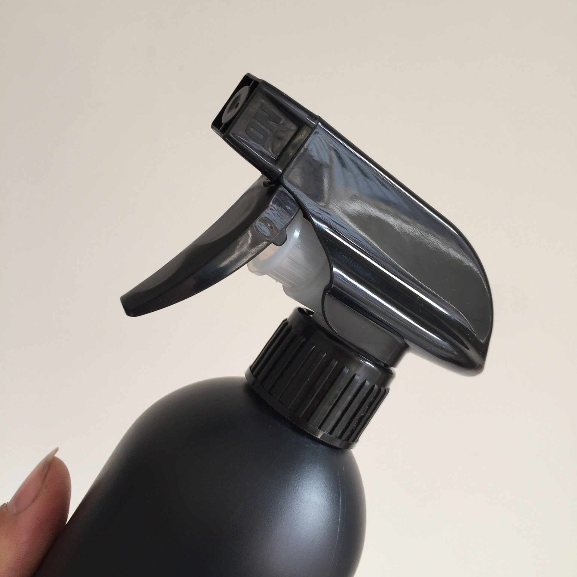 500ML HDPE Black Spray Bottle Cleaner PUMP Sprayer Personal Care Screen Printing Sprayer
