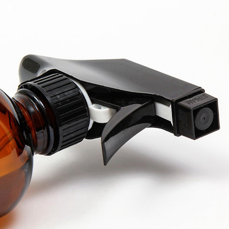 500ML Refillable 16 OZ Amber Spray Glass Bottle For Essential Oil Bottle Black Trigger Spray Top