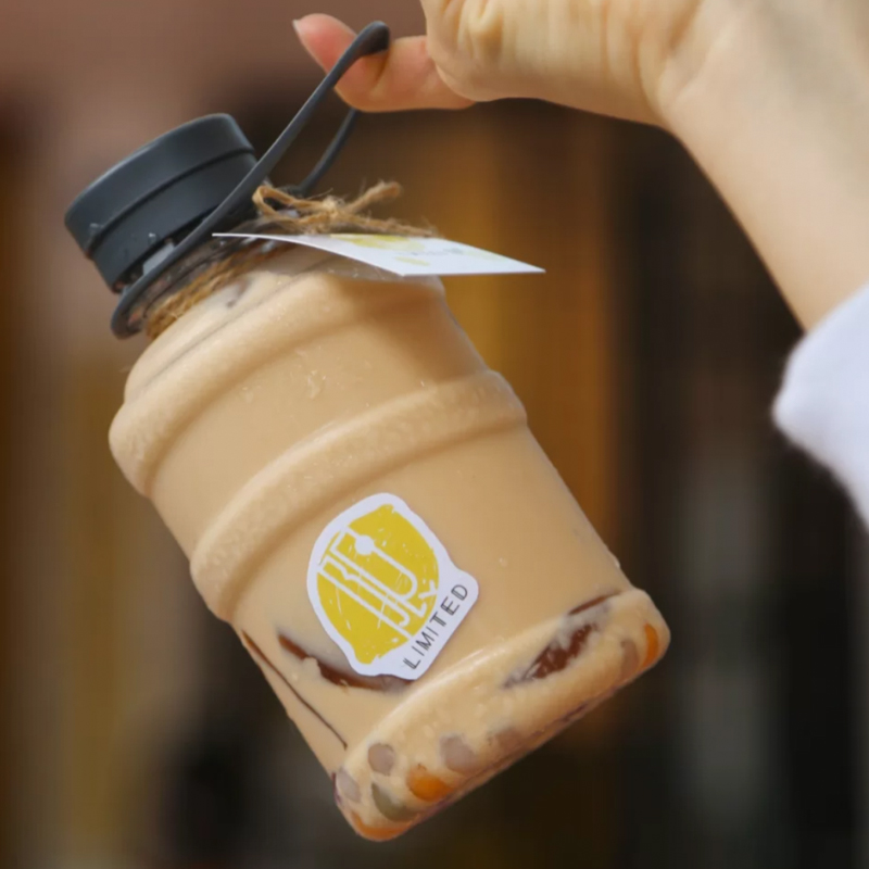 500ML empty PET  plastic bottle for juice milky tea coffee beverage bottle with handle plastic bottle for coffee