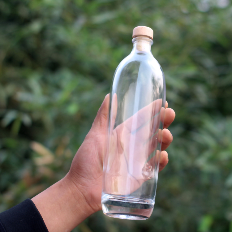 500Ml Clear Glass Juice Bottle Glass Beverage Plastic Bottle With Metal Lid Beverage Bottle