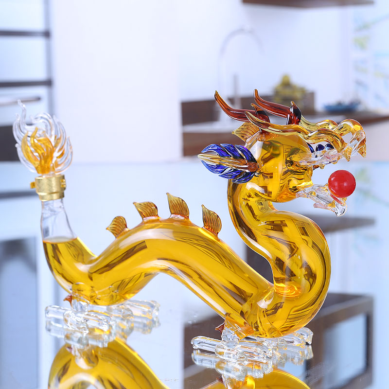 500ml 1000ml 1500ml 2500ml Handblown Borosilicate Dragon Shaped Clear Glass Decanter Dragon Animal Shaped Glass Wine Bottle