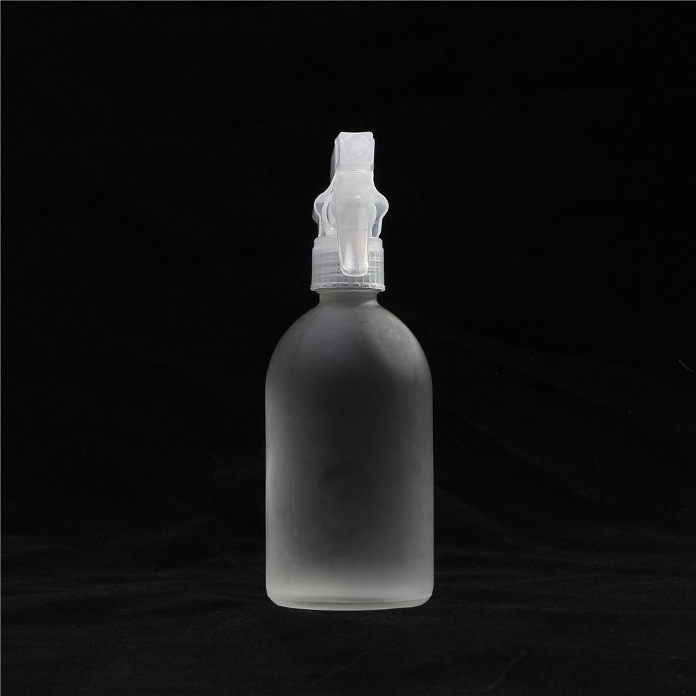 500ml 16 oz Round Empty Essential Oil Refillable Glass Spray Bottle With Plastic Trigger Sprayer