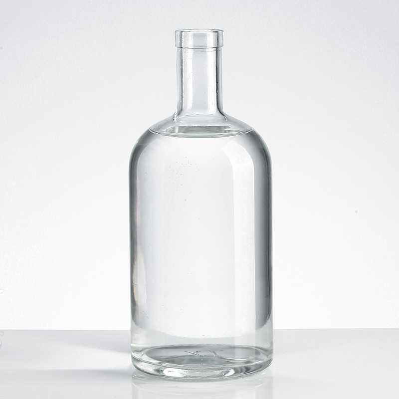 500ml 700ml 750ml Classic design simple smooth high capacity vodka glass bottle