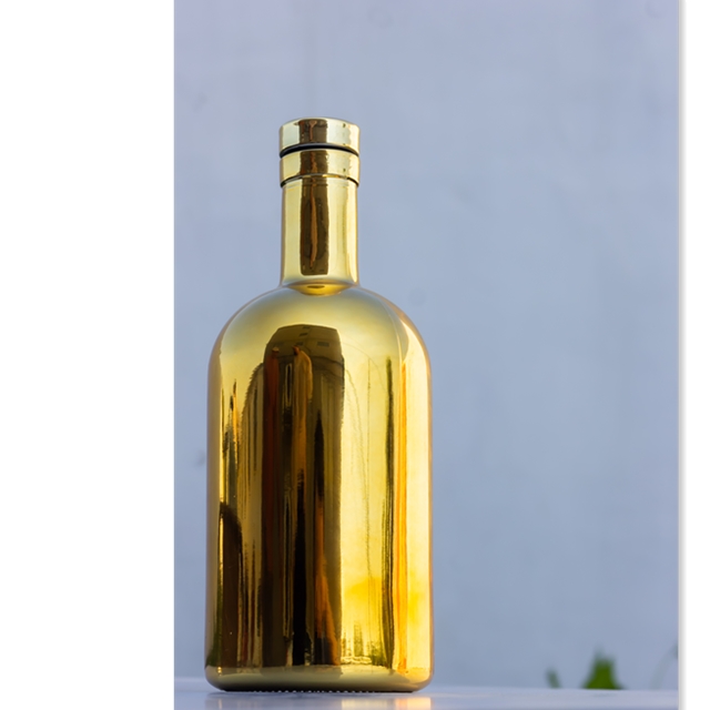 500ml 700ml 750ml Classic design simple smooth high capacity vodka glass bottle
