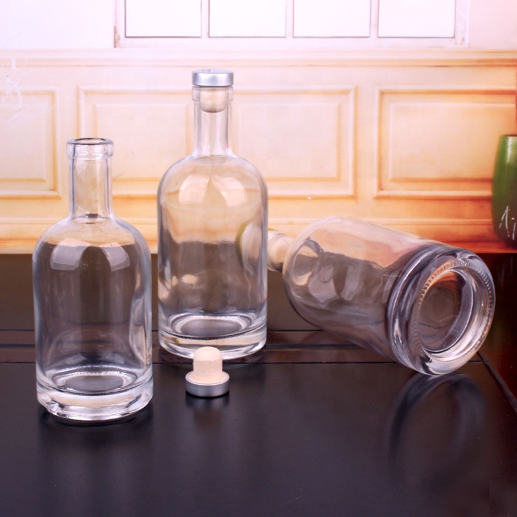 500ml 750ml 1000ml round liquor glass bottle vodka glass bottle with cork stopper