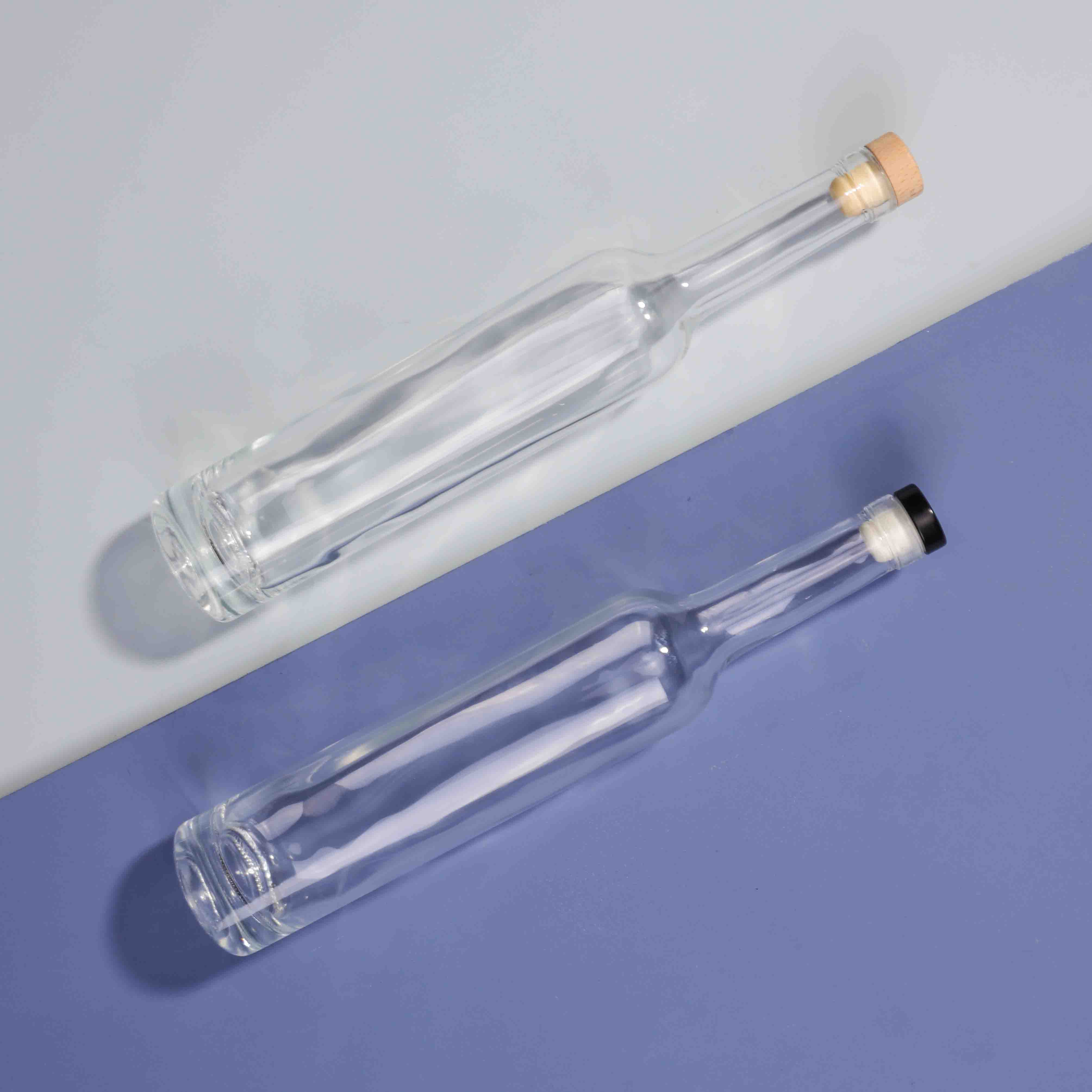 500ml Long Neck Ice Wine Glass Bottle with Cork and Pouring Customized Whisky Bottle