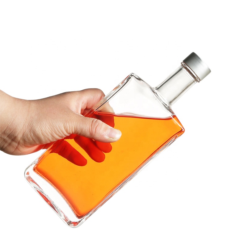 500ml Super Flint Heavy Base Square Glass Liquor Bottle for Spirits