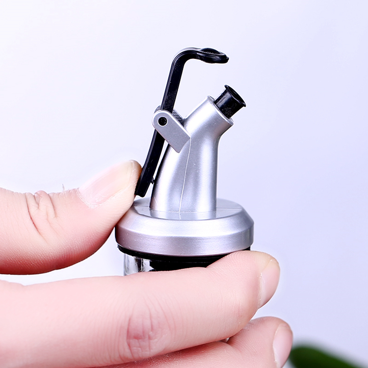 500ml empty clear glass olive oil bottle cooking oil bottle with pourer cap