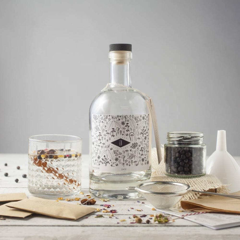 500ml flint heavy base round cork Gin glass bottle for spirit and Vodka glass bottle