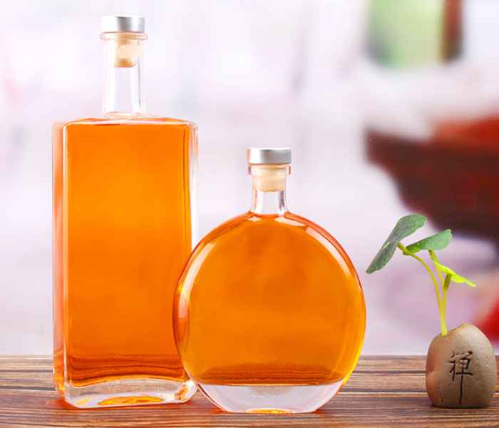 500ml heavy base square wine beverage packaging clear liquor glass bottle cork stopper glass wine bottle 50cl