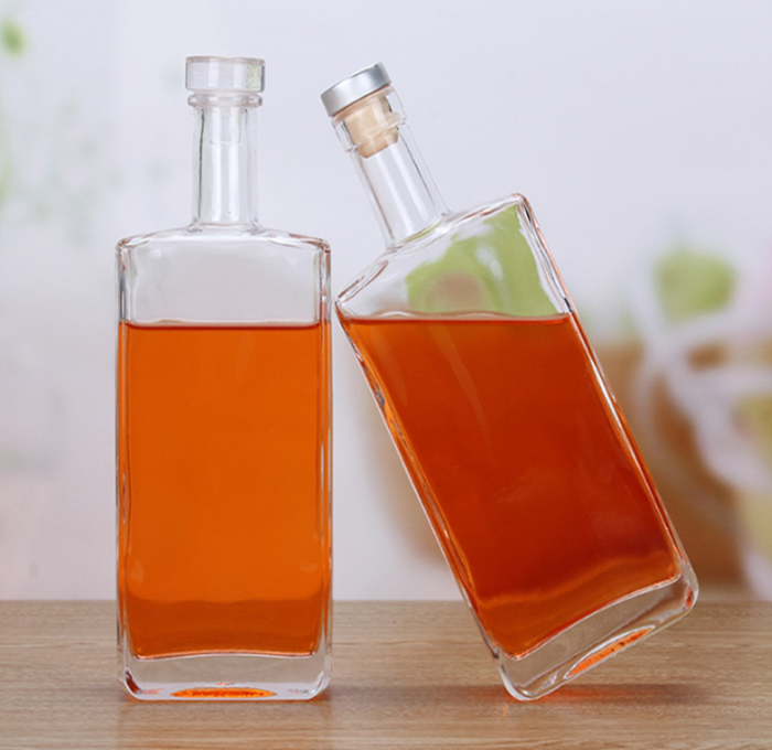500ml heavy base square wine beverage packaging clear liquor glass bottle cork stopper glass wine bottle 50cl
