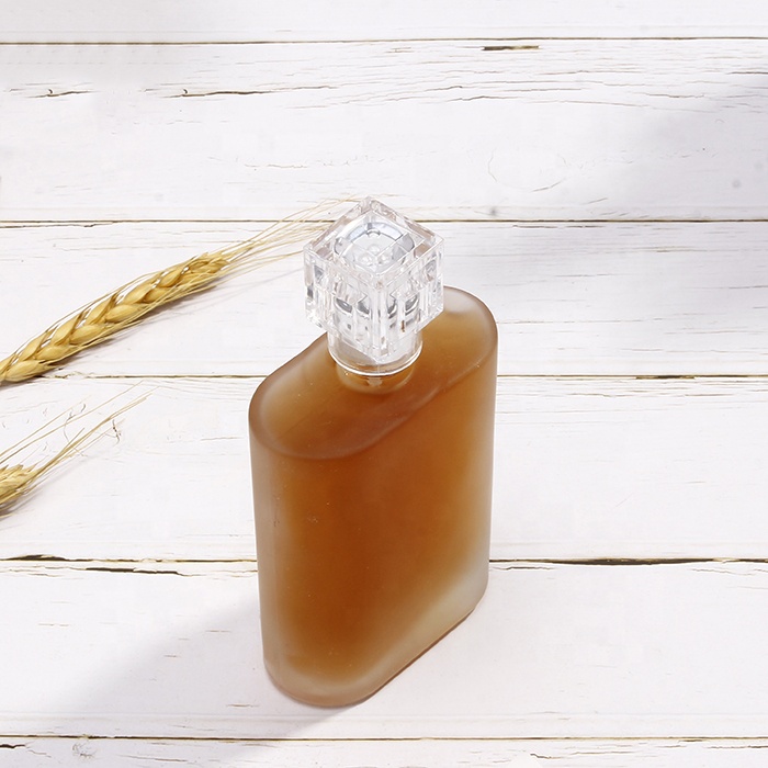 50ML Flint Glass Refillable Perfume Bottle Square Portable Perfume Atomizer Empty Bottle with Spray For Travel