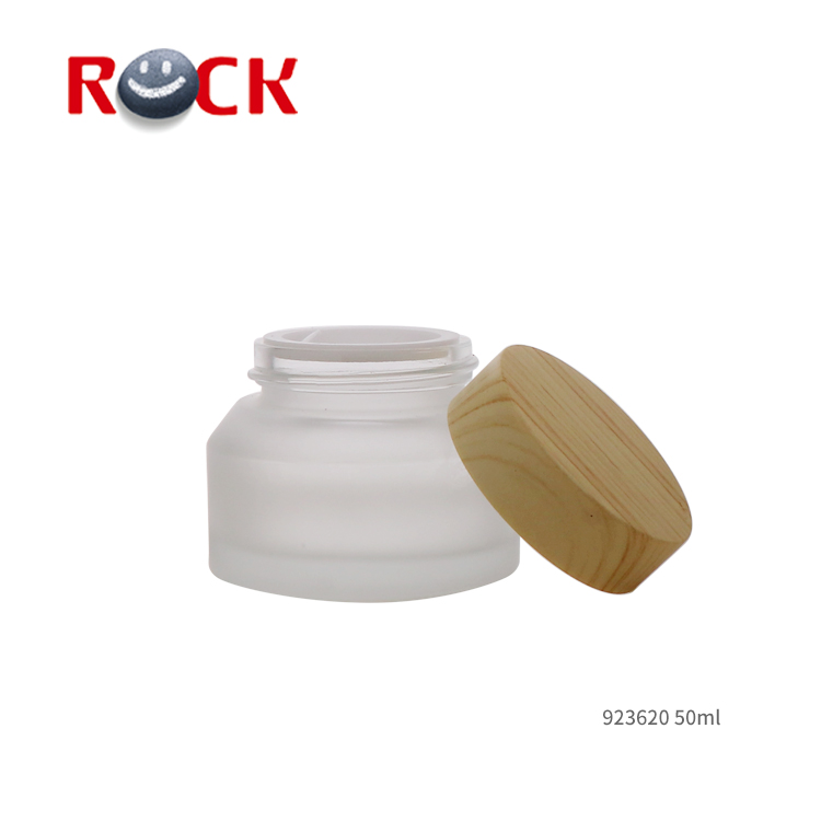 50g Inclined Shoulder Frosted Glass Cream Cosmetics Jar with Bamboo Screw Cap