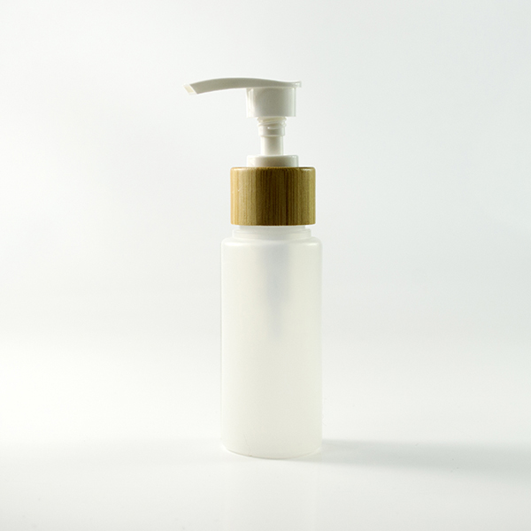 50ml 100ml 120ml 150ml bamboo cosmetic packaging PET plastic bottle with bamboo pump sprayer lotion cap