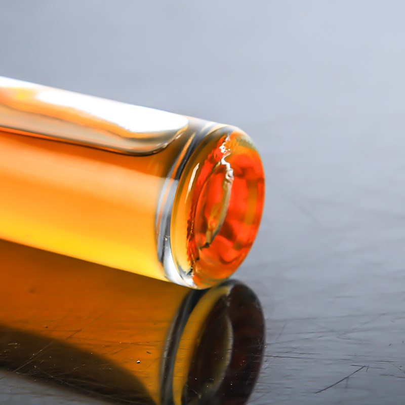 50ml 100ml 150ml 250ml sealed alcohol glass bottle for whiskey vodka beer with metal screw cap airtight glass bottle cheap