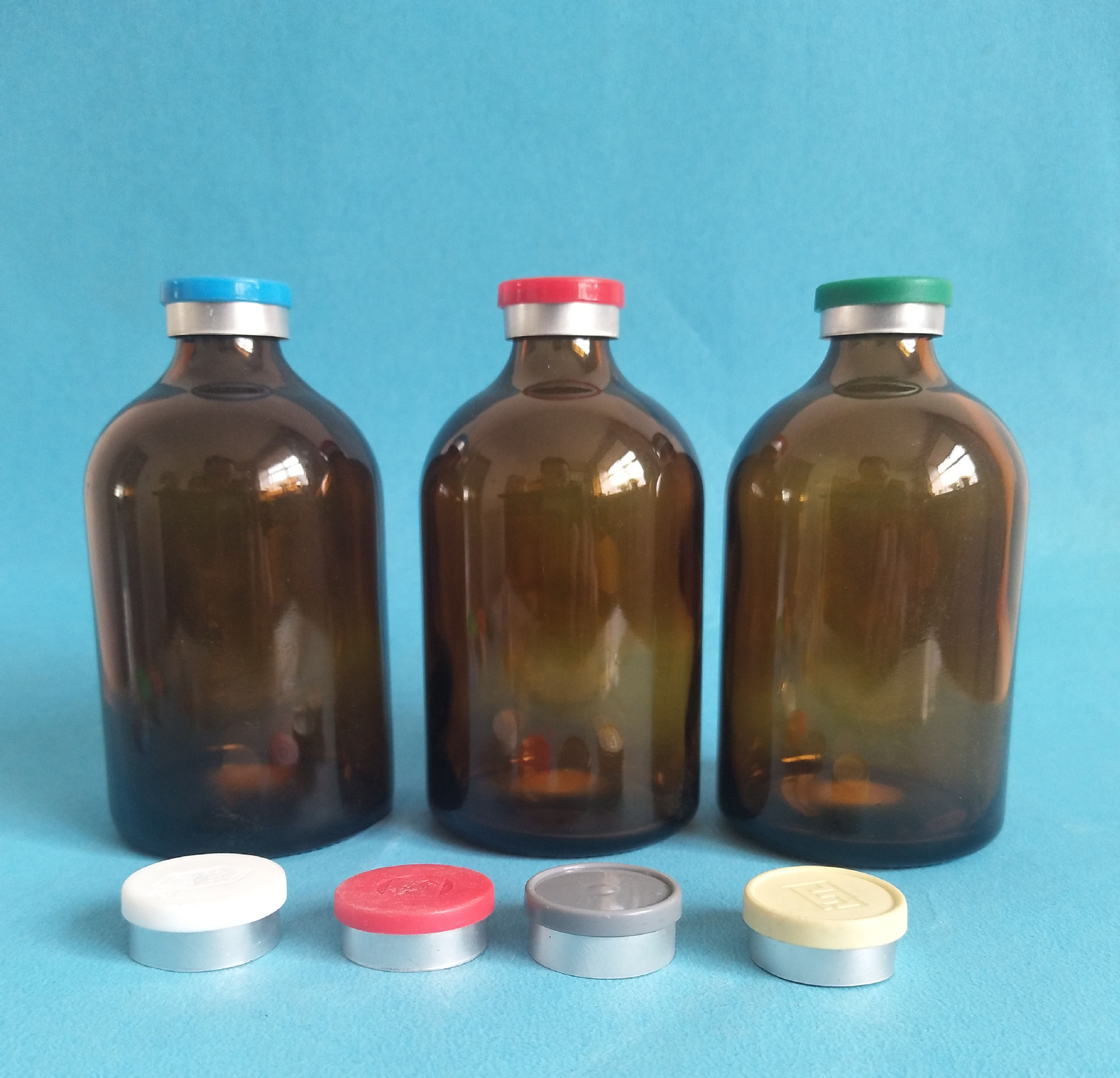 50ml, 100ml Amber Borosilicate Injectable pharmaceutical Tubular glass bottle With Rubber Stopper And Aluminum Caps