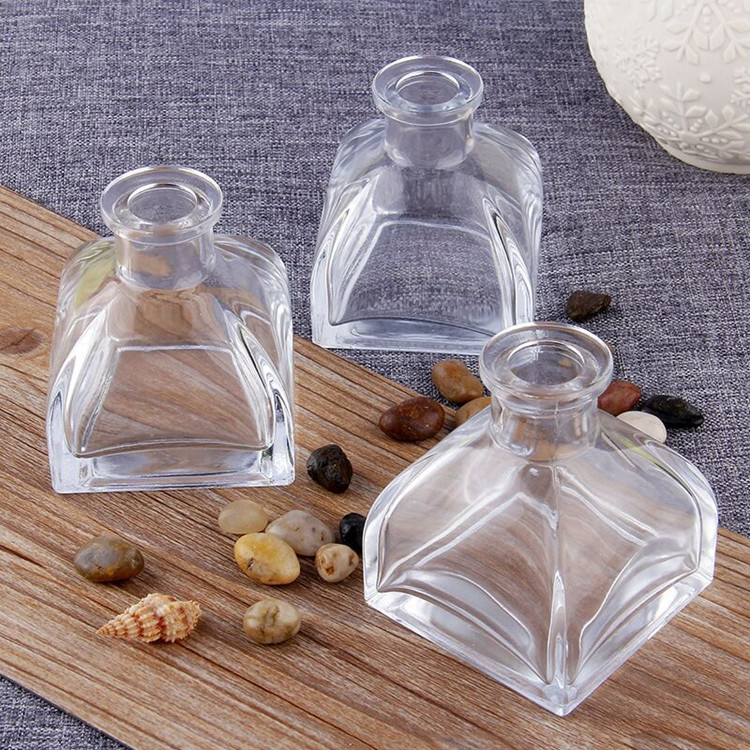50ml-250ml empty clear glass storage aroma oil diffuser bottle with lid