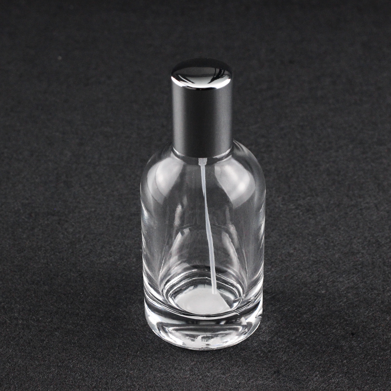 50ml Round Perfume Bottle Perfume Use and Personal Care Industrial Use Perfume Spray Bottle Glass Pump Sprayer Square Shape