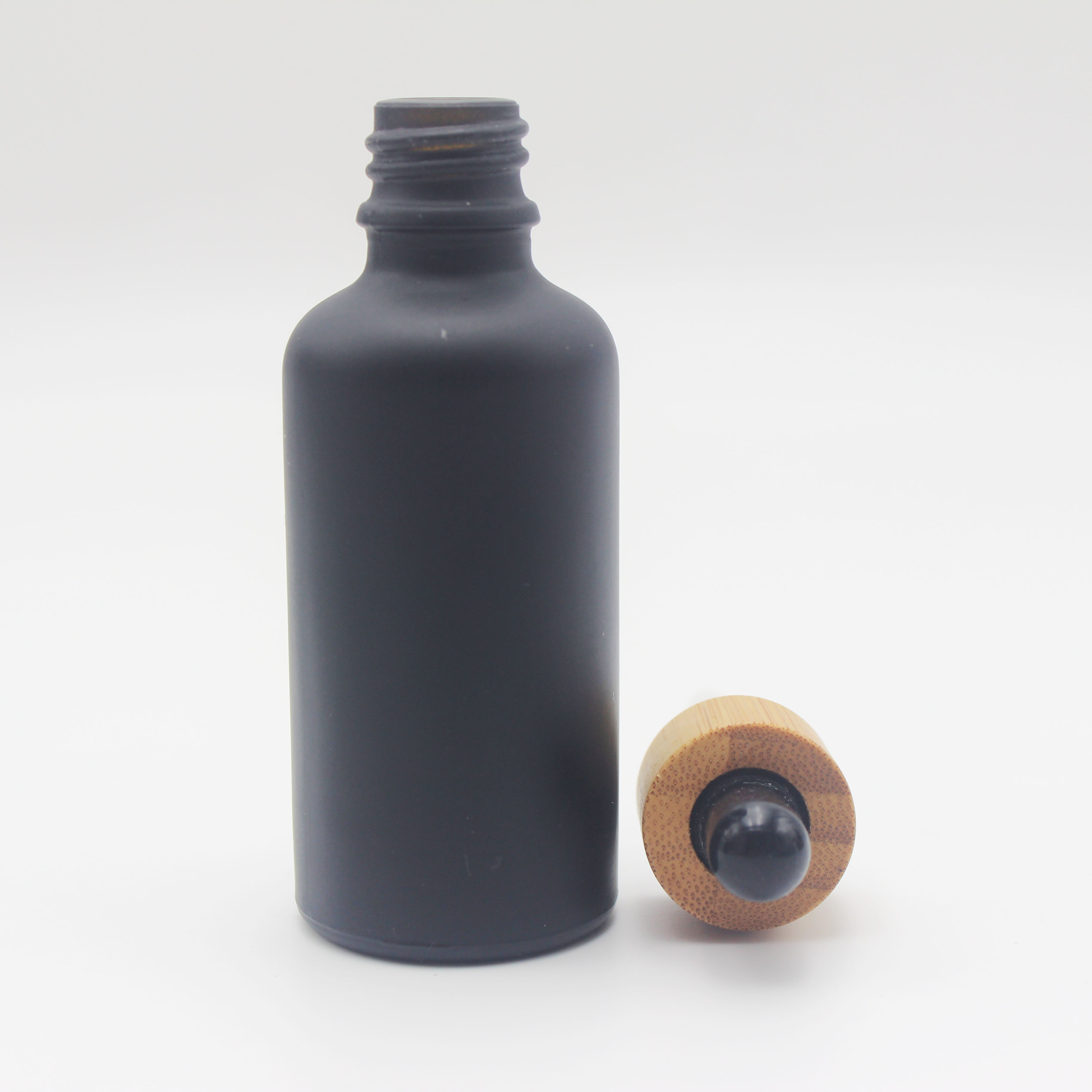 50ml e liquid matt black frosted glass dropper bottle with Bamboo dropper cap MRTS-027K