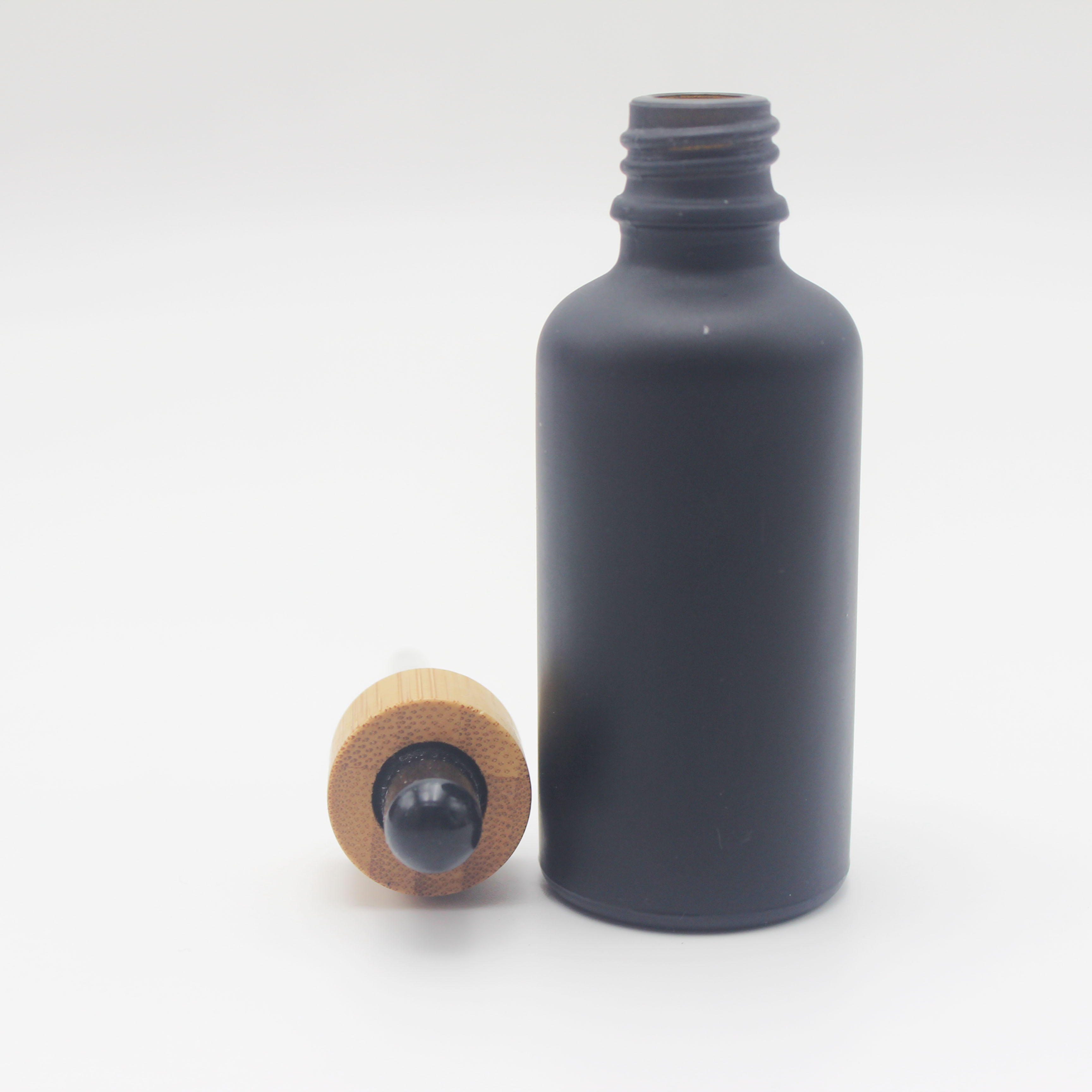 50ml e liquid matt black frosted glass dropper bottle with Bamboo dropper cap MRTS-027K
