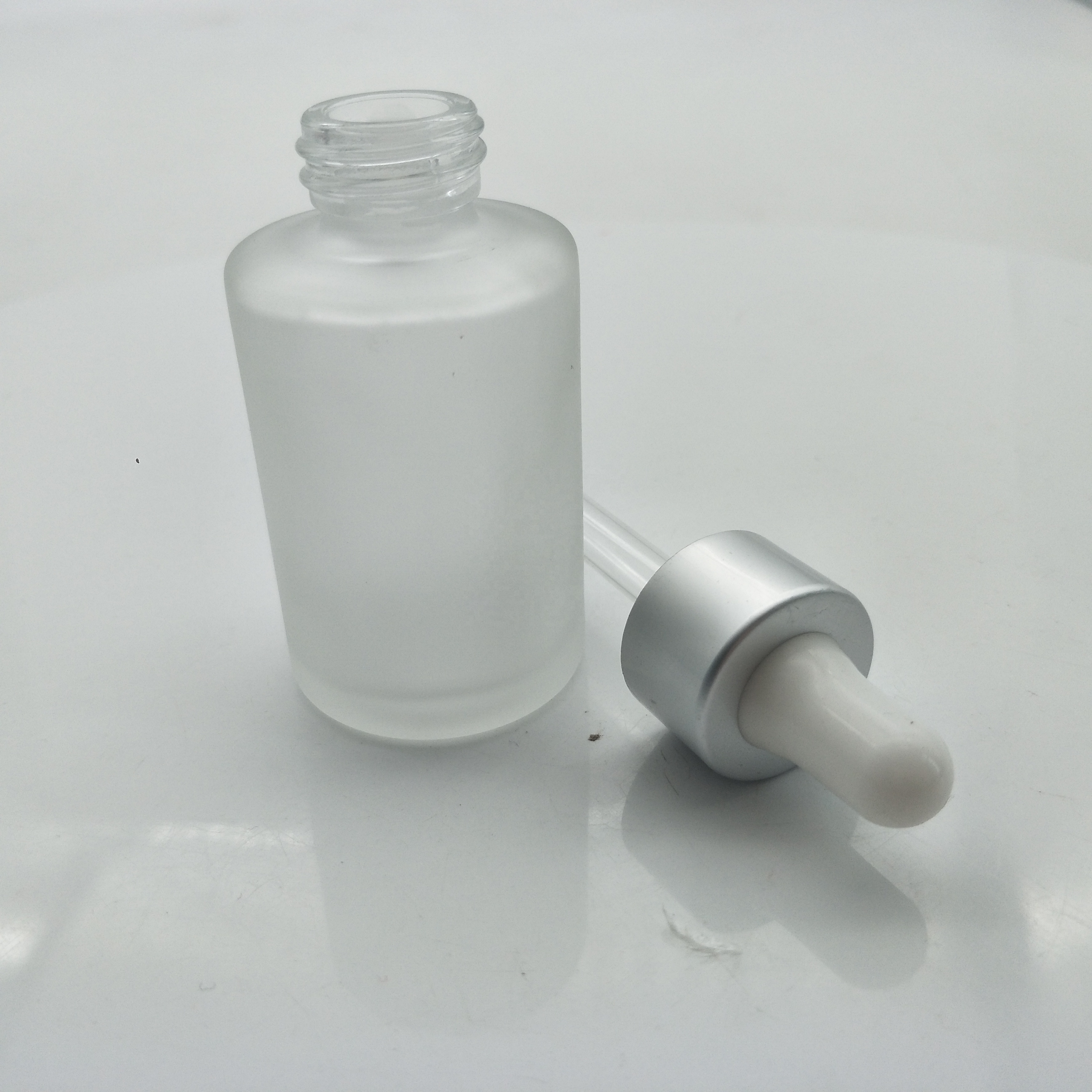 50ml frosted matte white glass dropper bottle made in china