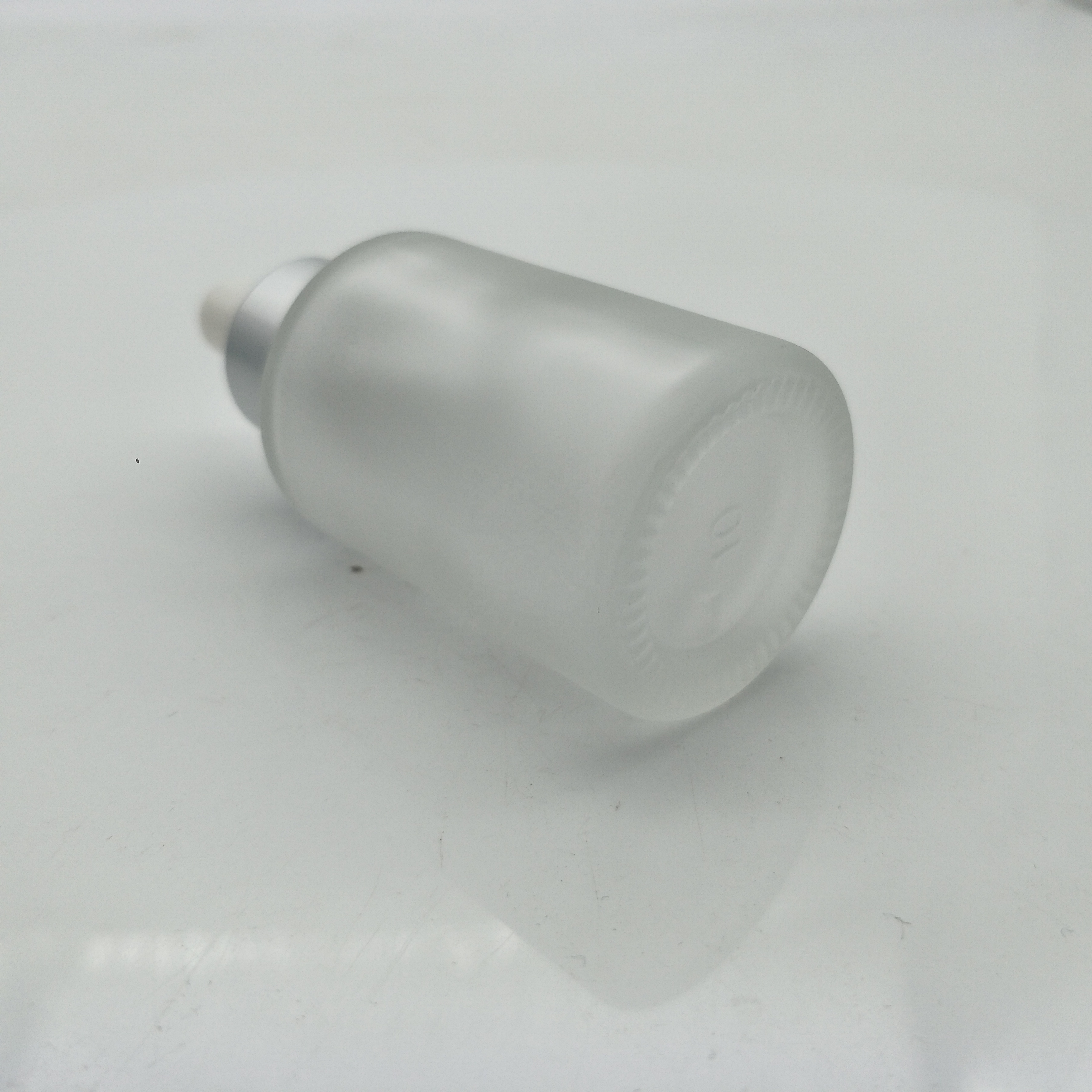 50ml frosted matte white glass dropper bottle made in china