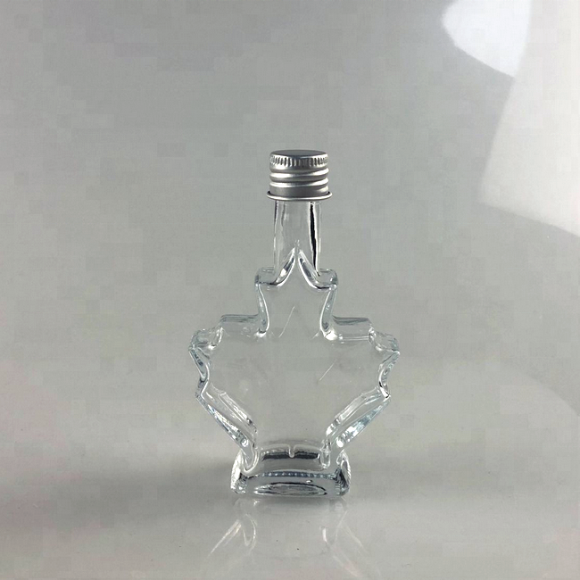 50ml mini maple leaf shaped glass liquor wine bottles