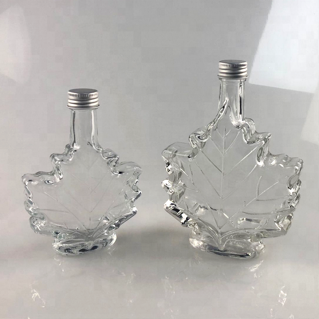 50ml mini maple leaf shaped glass liquor wine bottles