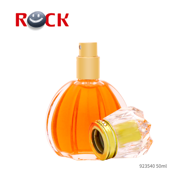 50ml perfume empty glass bottle with pump spray golden cap
