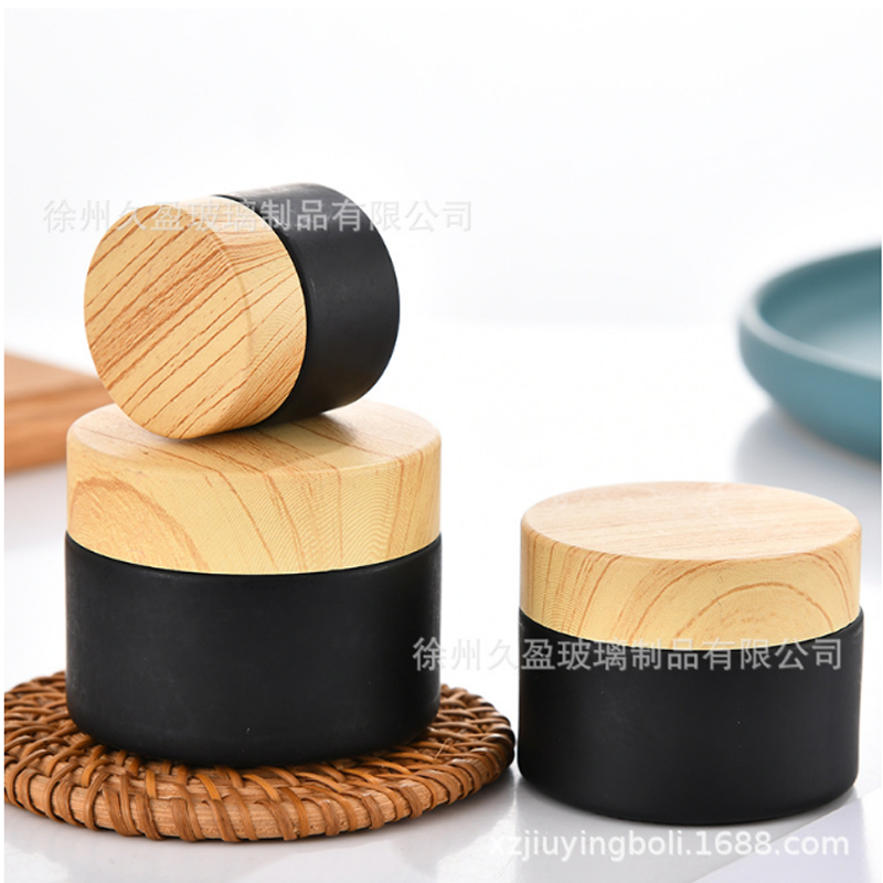 5G/10G/15G/20G/30G/50G High-grade cosmetic jar wood cover frosted blackglass jars for cosmetic packaging 0.5 oz 1oz