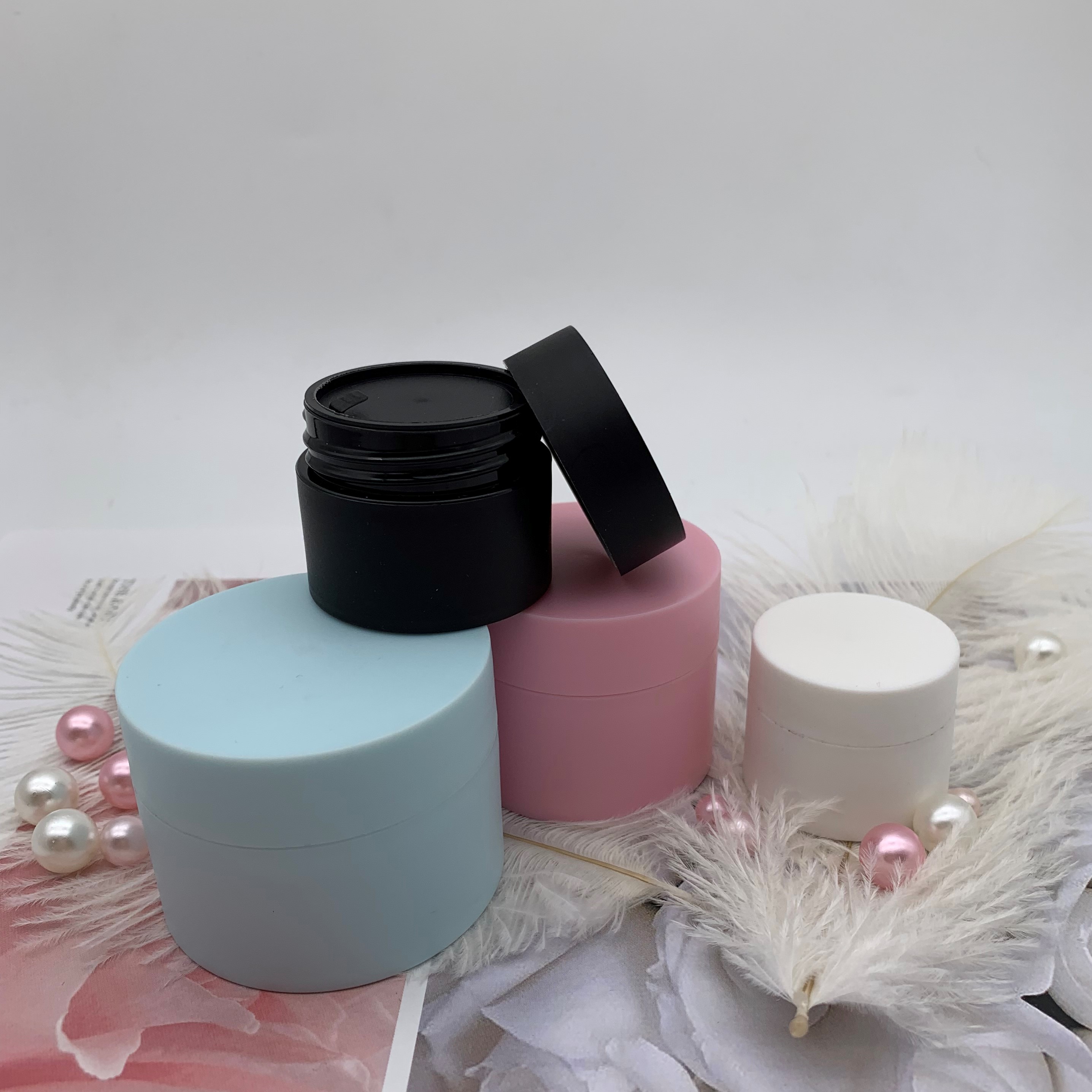 5g 15g 20g 30g 50g Cosmetic Cream Jar Colored Skin Care Cream Jar PP Plastic Jar