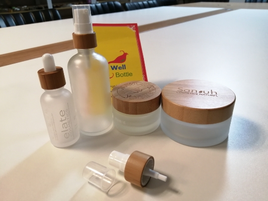 5g 15g 30g 50g 100g 150g 200g bamboo glass jar clear green amber cream frosted glass jar with bamboo lid BJ-888AN