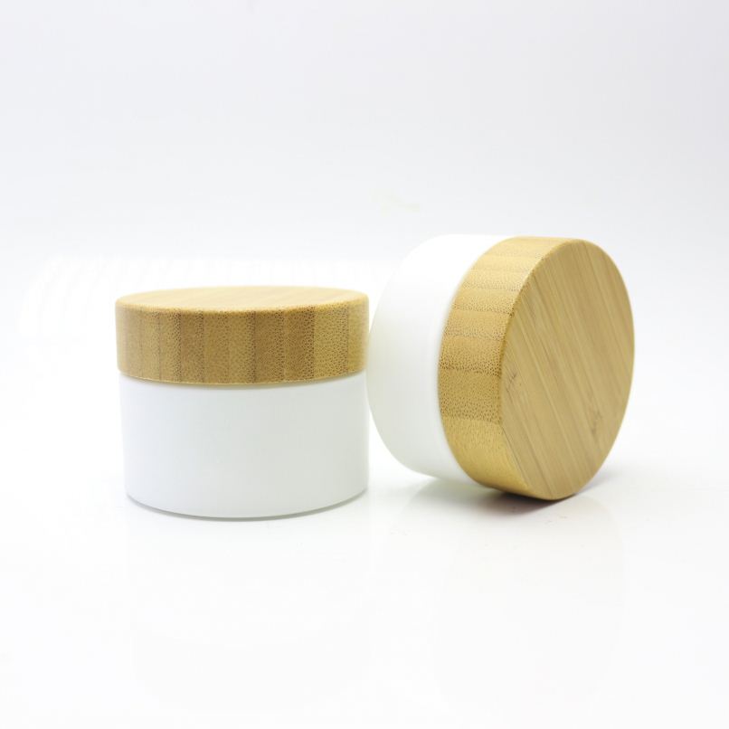 5g 15g 30g 50g 100g white glass jar with the bamboo lid BJ-010C