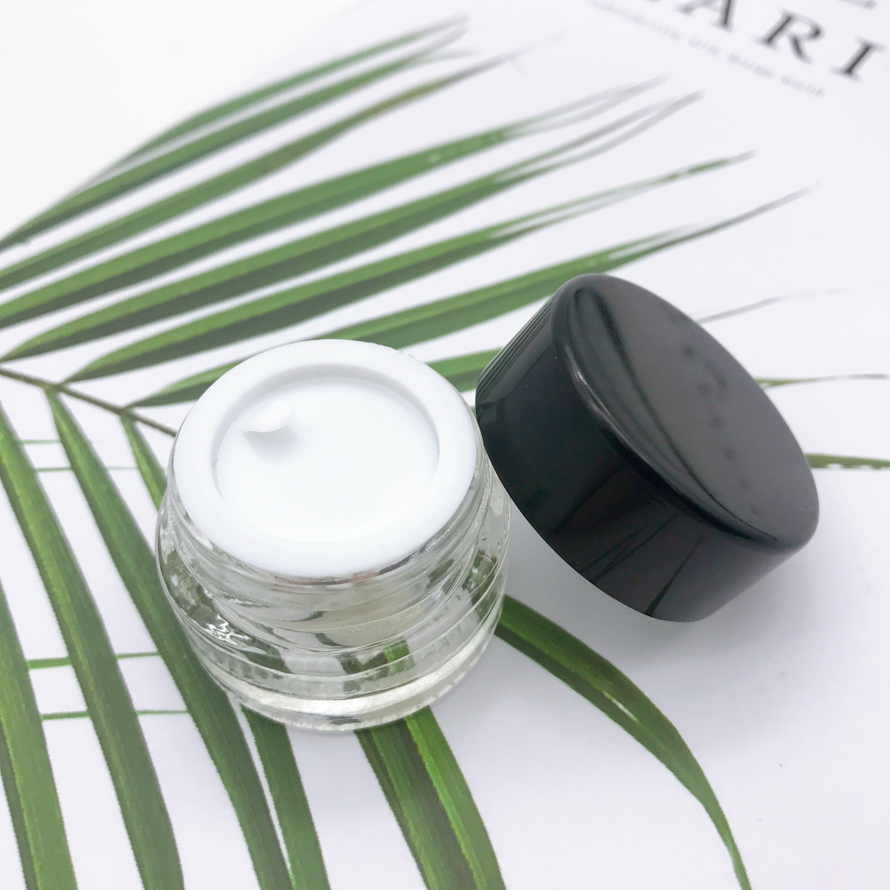 5g Round Cream Box Eye Cream Plastic Package Small Cosmetic Bottle