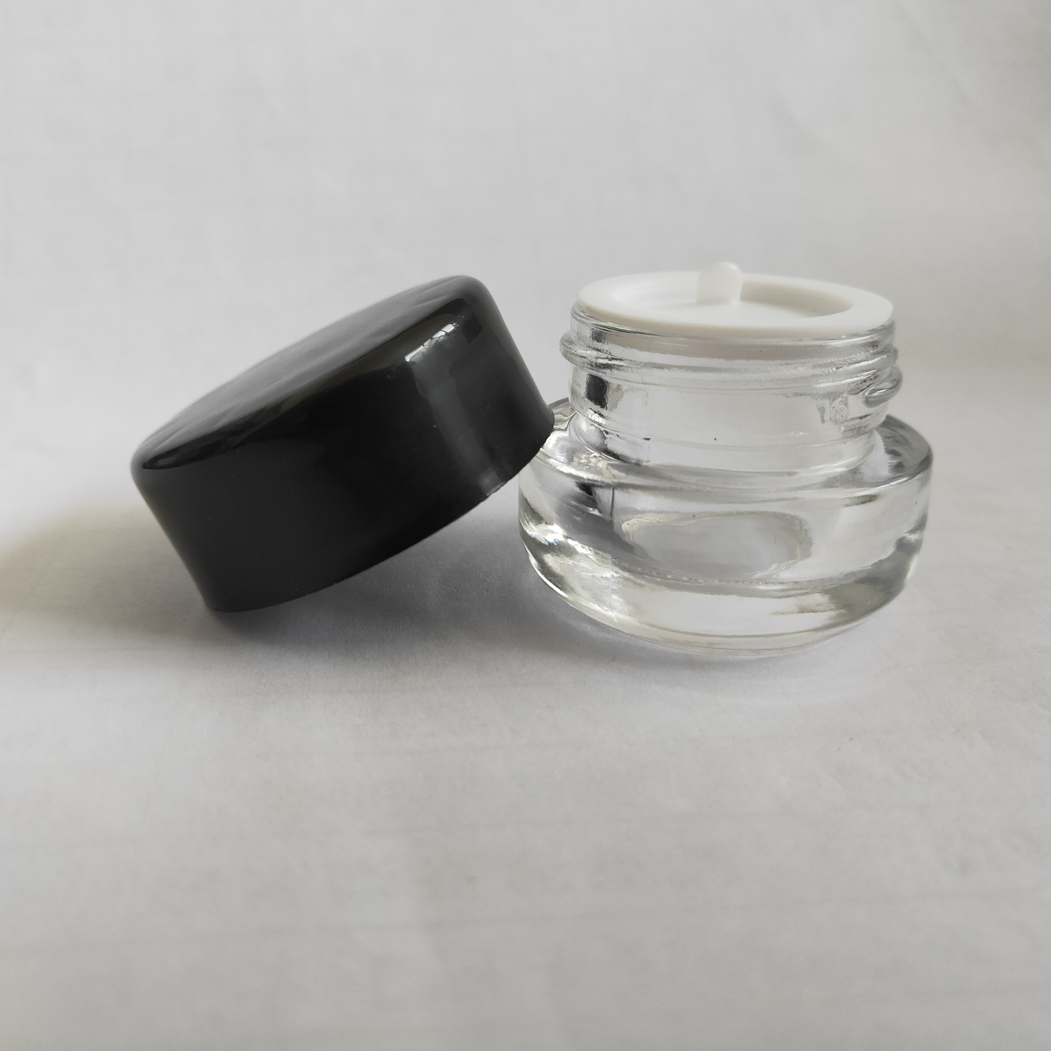 5g black painting glass cream jar essential oil cbd oil glass jar with CRC cap