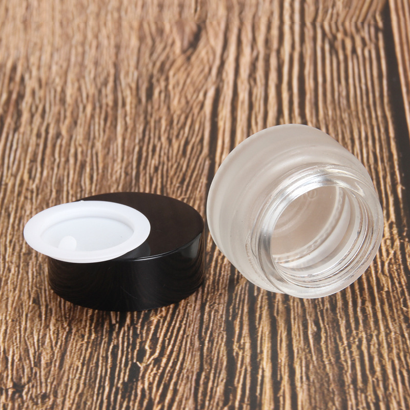 5g cosmetic frosted glass cream jar Sample skin care cream packaging jars With black lid