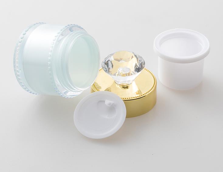 5g in stock Luxury Ready to ship white Fashion Design Cosmetic Container Acrylic Cream Jar with Gold plated lid