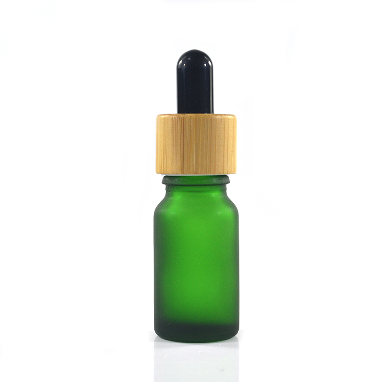 5ml 10ml 15ml 20ml 30ml 50ml 100ml Frosted green glass dropper bottle with bamboo cap and rubber pipette for cosmetic oil