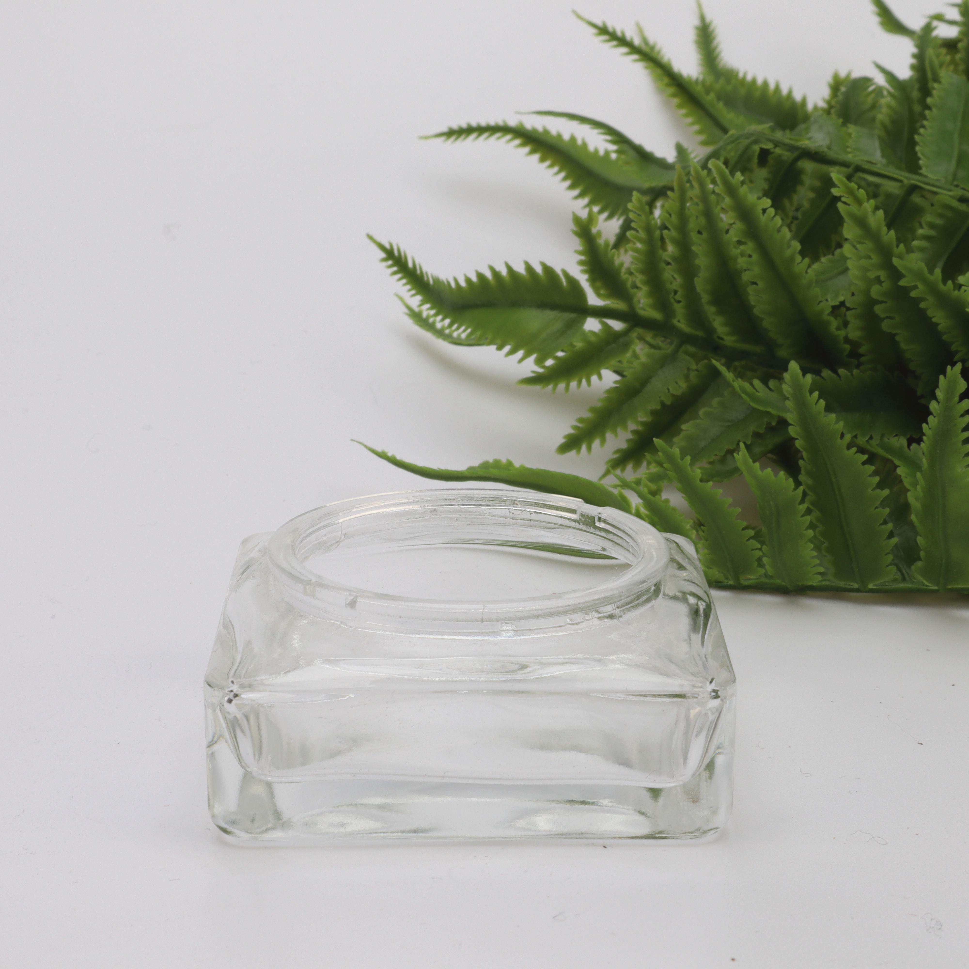 5ml 10ml 15ml 30ml Glass Manufacturer cosmetic glass packaging eye cream jar with lid