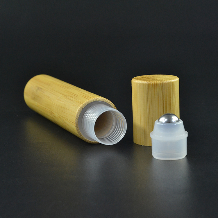 5ml 10ml 15ml refillable bamboo roll on bottle essential oil clear glass roller bottle with bamboo cap