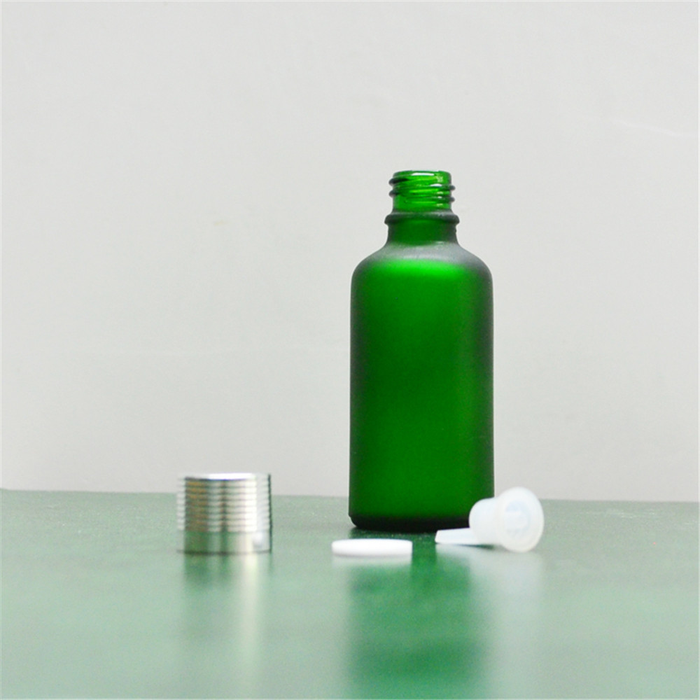 5ml 10ml 30ml 50ml essential oil serum black white clear frosted red glass packaging perfume dropper bottle