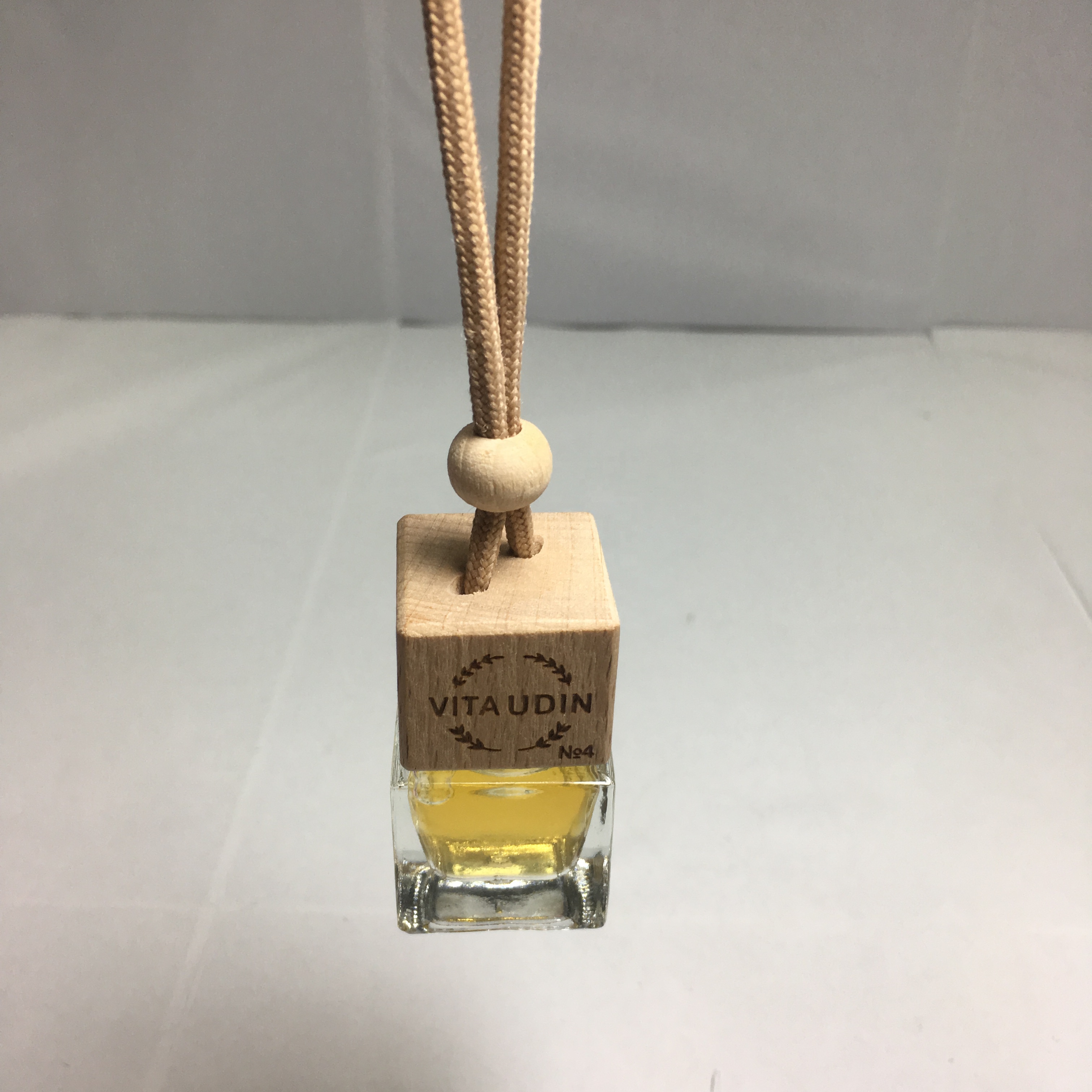 5ml 6ml 7ml 8ml car hanging perfume bottle wooden cap