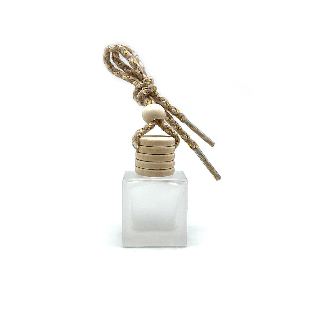 5ml 8ml 10ml Wholesale diffuser empty hanging car perfume frosted bottle with wooden cap