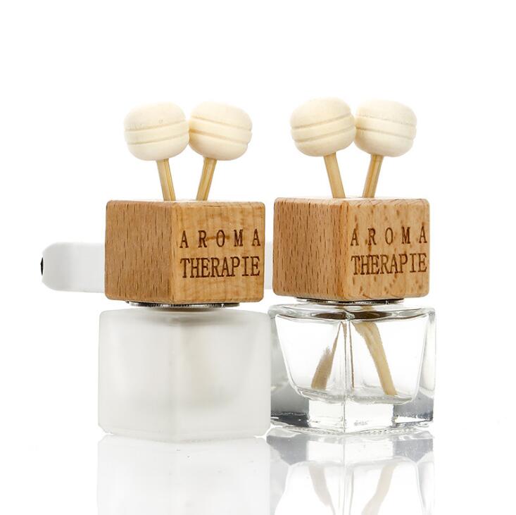 5ml 8ml car decoration air conditioning hole perfume empty glass bottle car with fixed clip in wooden cap