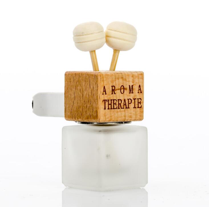 5ml 8ml car decoration air conditioning hole perfume empty glass bottle car with fixed clip in wooden cap
