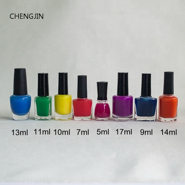 5ml empty clear glass nail varnish polish bottle with black lid
