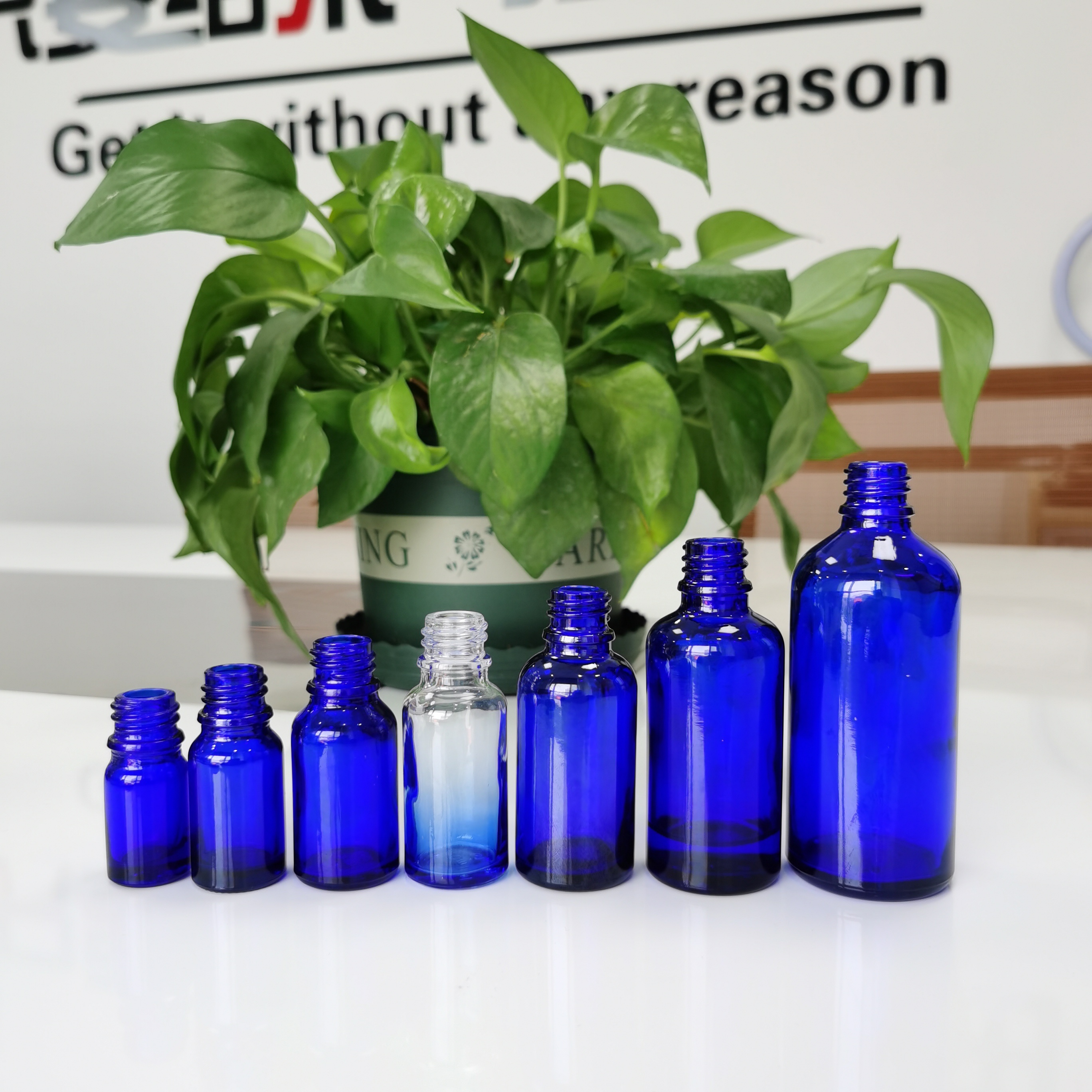5ml empty mini perfume glass bottle in blue color for samples cosmetic package